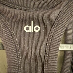 Alo Yoga Women's Ribbed athleisure Outdoors Hiking Bra Tank Top Casual Black